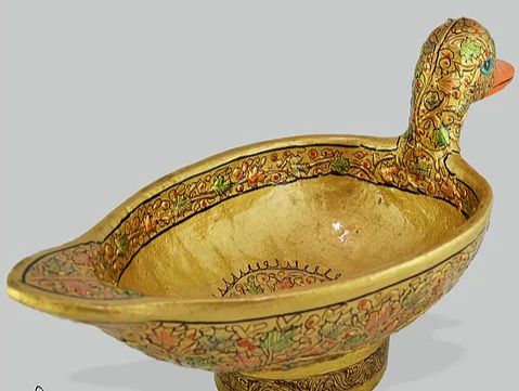 natural and artistic